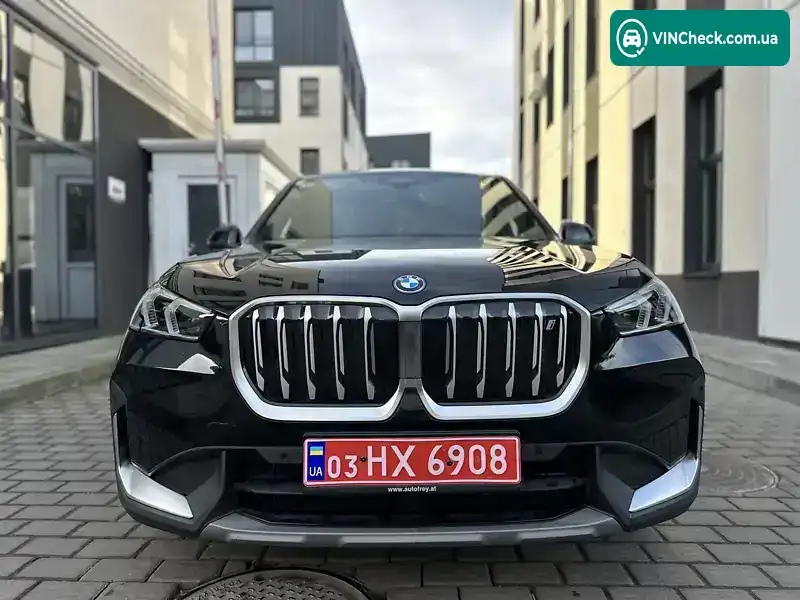 BMW iX1 2022, фото з оголошення 1 з 20, VIN WBY61EF0905W24098