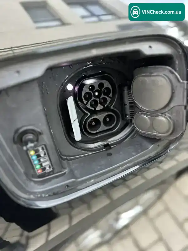 BMW iX1 2022, фото з оголошення 2 з 20, VIN WBY61EF0905W24098