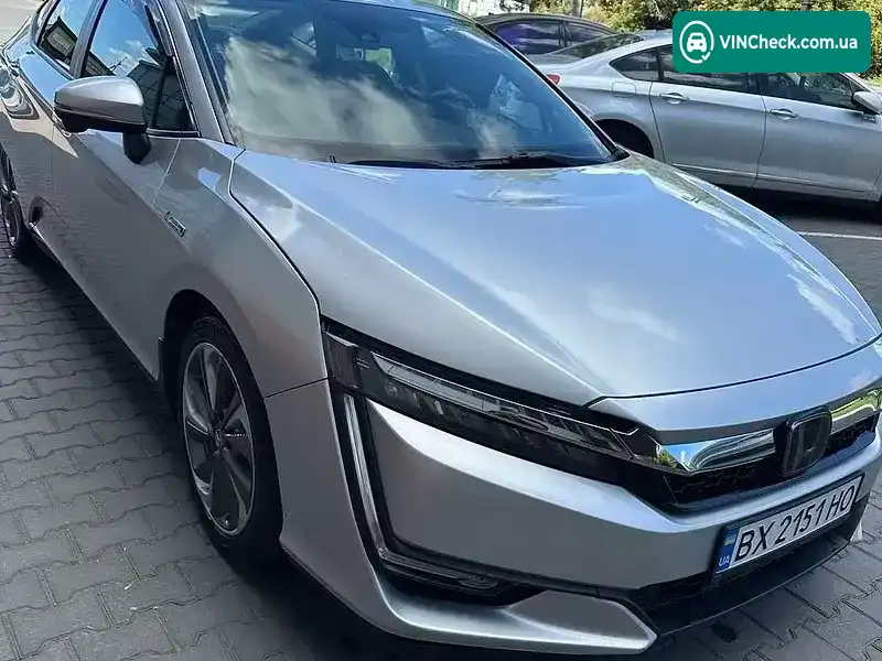 Honda Clarity 2018, фото з оголошення 2 з 18, VIN JHMZC5F12JC016839