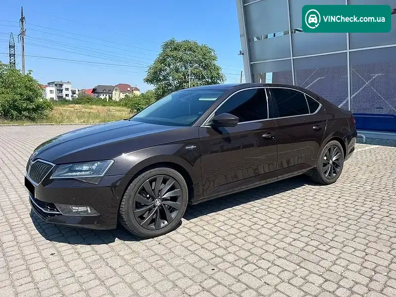 Skoda Superb 2017, фото з оголошення 1 з 20, VIN TMBCE9NP0J7540577
