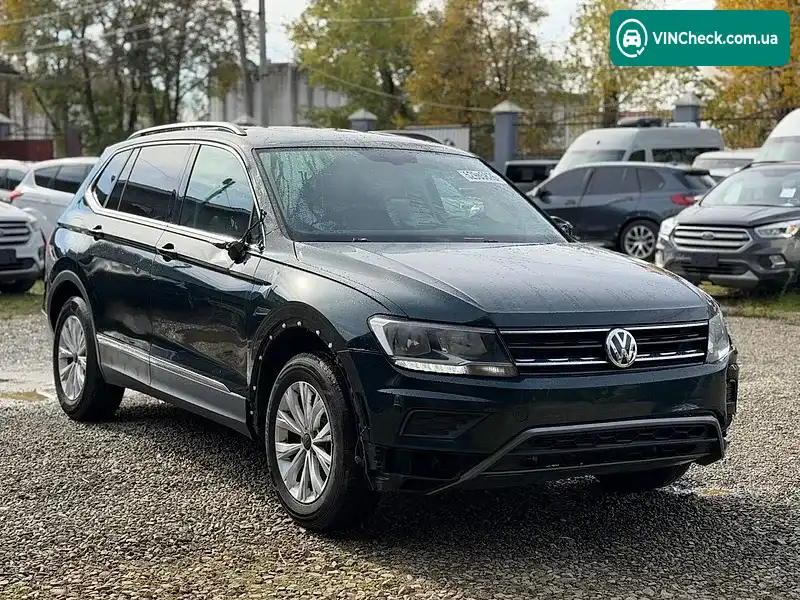 Volkswagen Tiguan 2018, фото з оголошення 1 з 20, VIN 3VV3B7AX6JM153302