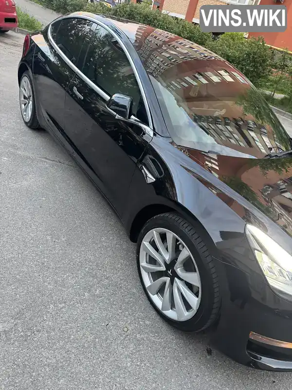 Tesla Model 3 2018, фото з оголошення 2 з 16, VIN 5YJ3E1EB6JF170770