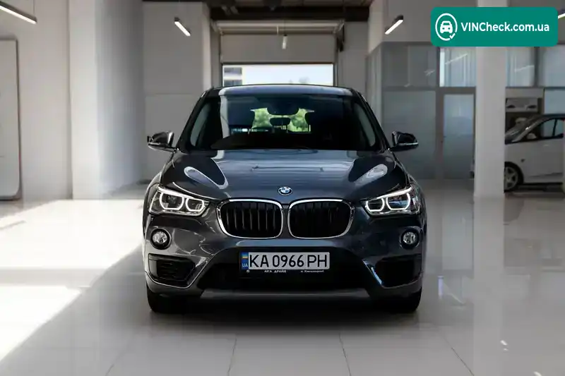 BMW X1 2017, фото з оголошення 2 з 21, VIN WBAHT710803D29030