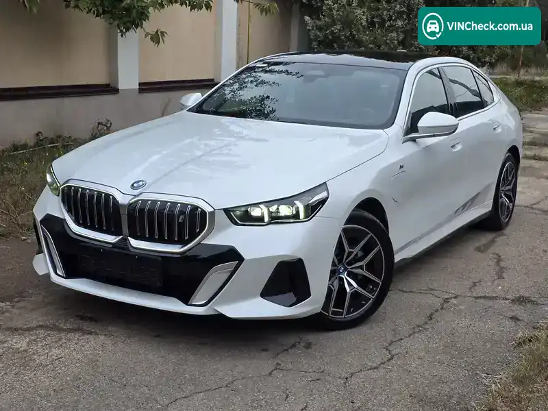 BMW i5 2024, фото з оголошення 1 з 21, VIN LBV51FM01RSD83402