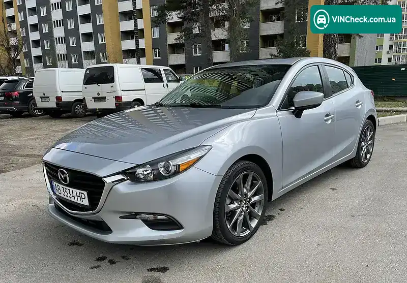 Mazda 3 2018, фото з оголошення, VIN 3MZBN1L38JM268912