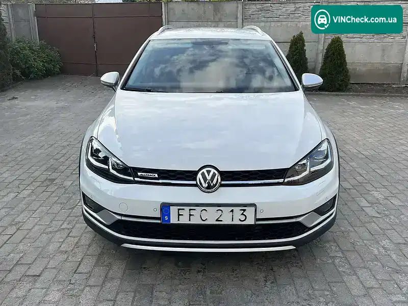 Volkswagen Golf 2018, фото з оголошення 2 з 20, VIN WVWZZZAUZJP574819