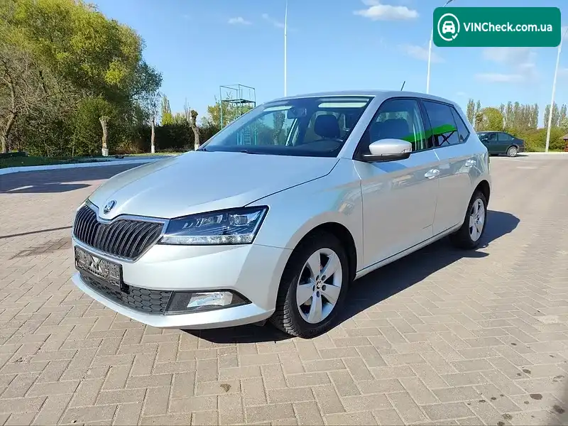 Skoda Fabia 2018, фото з оголошення 2 з 20, VIN TMBEP2NJ5KB500029