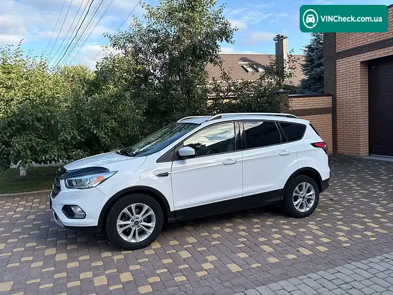 Ford Escape 2018, фото з оголошення 2 з 20, VIN 1FMCU0F78JUC34611