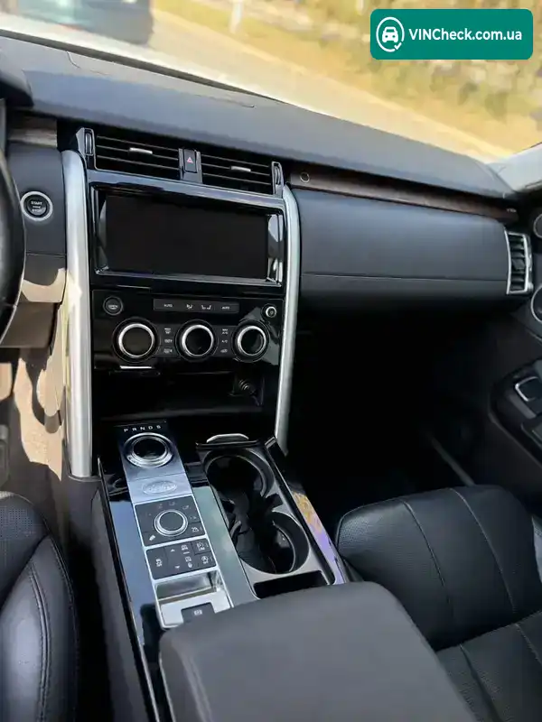 Land Rover Discovery 2017, фото з оголошення 2 з 16, VIN SALRRBBK8HA019403