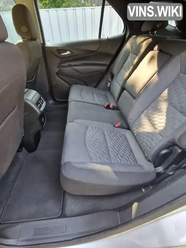 Chevrolet Equinox 2017, фото з оголошення 2 з 12, VIN 3GNAXSEV5JS581884