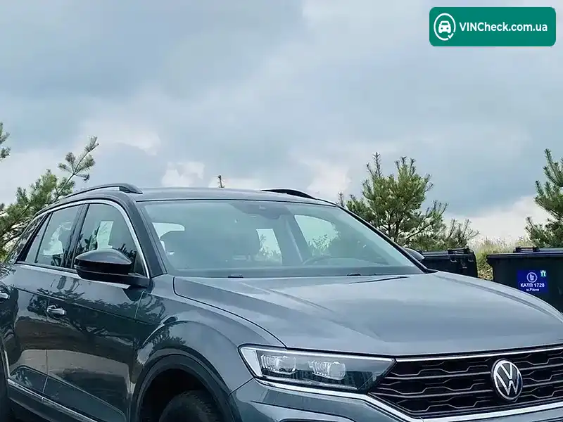 Volkswagen T-Roc 2020, фото з оголошення 1 з 13, VIN WVGZZZA1ZMV007730