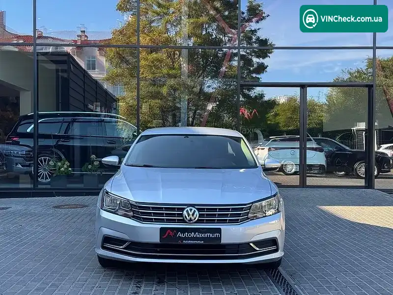Volkswagen Passat 2017, фото з оголошення 2 з 19, VIN 1VWAT7A31HC084477