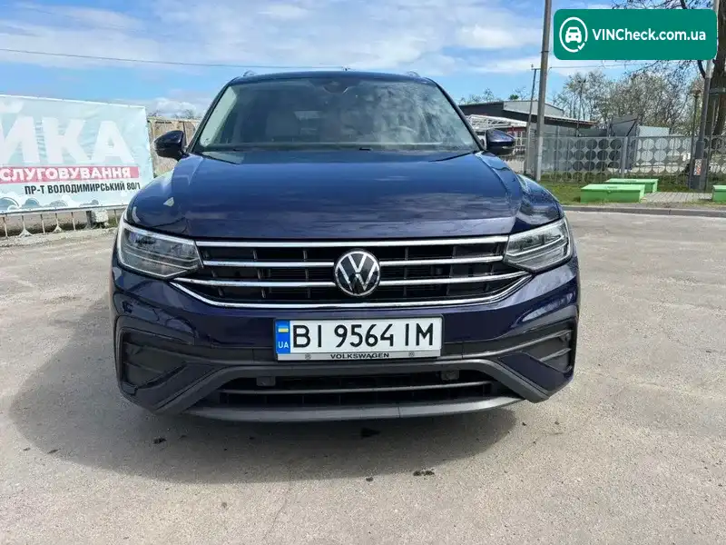 Volkswagen Tiguan 2022, фото з оголошення 2 з 17, VIN 3VVNB7AX3PM053367