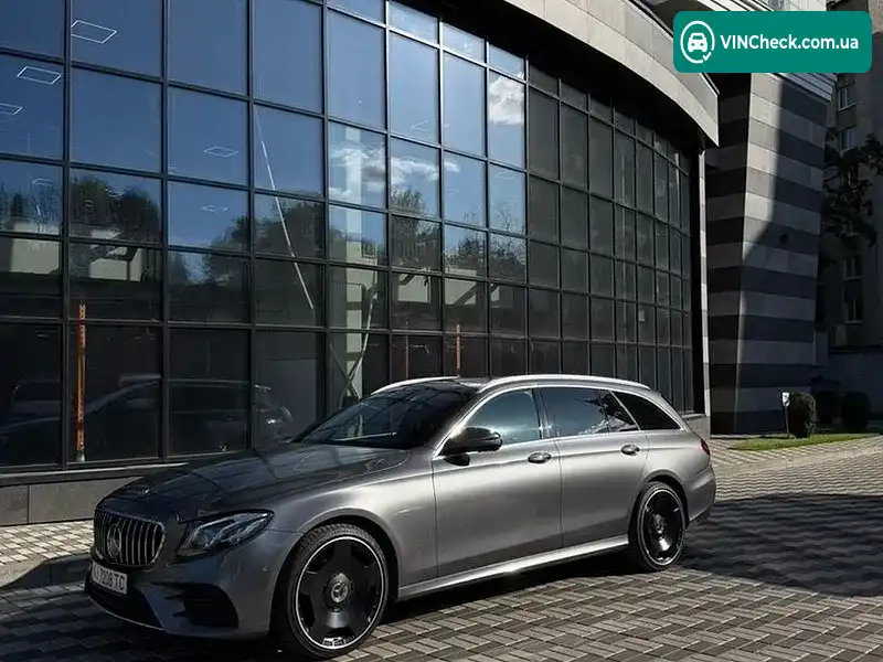 Mercedes-Benz E-Class 2018, фото з оголошення 2 з 20, VIN WDDZH6JB0KA591680