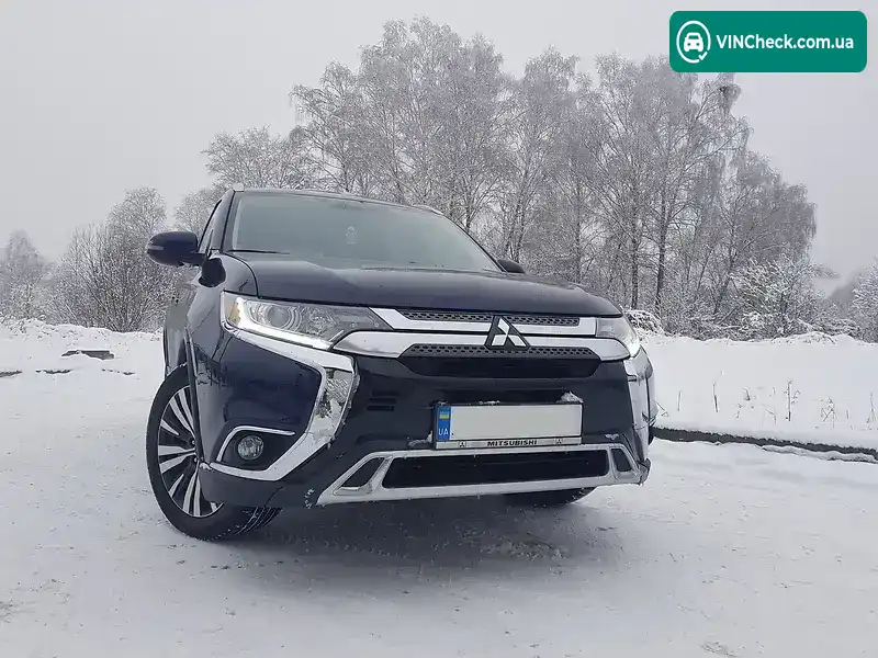 Mitsubishi Outlander 2018, фото з оголошення 1 з 7, VIN JA4AZ3A3XKZ013500