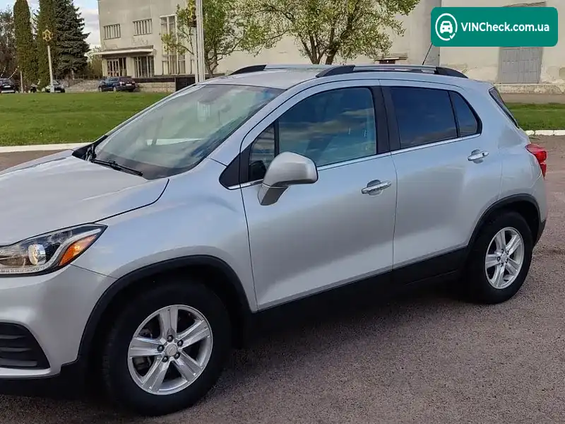 Chevrolet Trax 2018, фото з оголошення 2 з 12, VIN 3GNCJLSB3KL260657