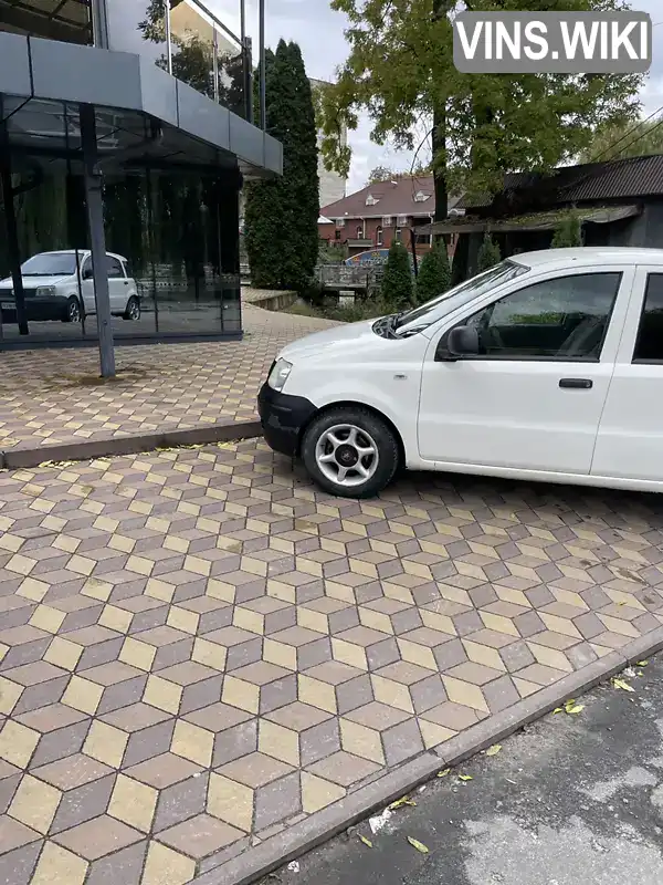 Fiat Panda 2010, фото з оголошення 1 з 11, VIN ZFA16900001863442