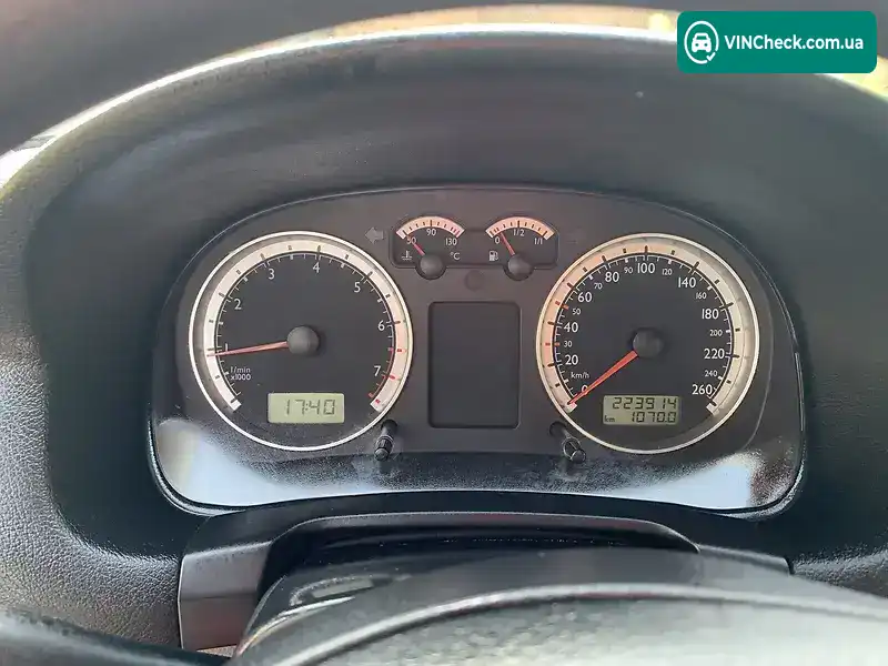 Volkswagen Bora 2001, фото з оголошення 2 з 2, VIN WVWZZZ1JZ1W594705