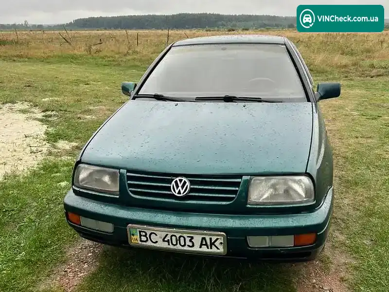 Volkswagen Vento 1998, фото з оголошення 2 з 10, VIN WVWZZZ1HZWW037825