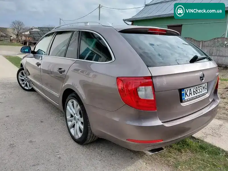 Skoda Superb 2012, фото з оголошення 2 з 21, VIN TMBJB93T8C9042585