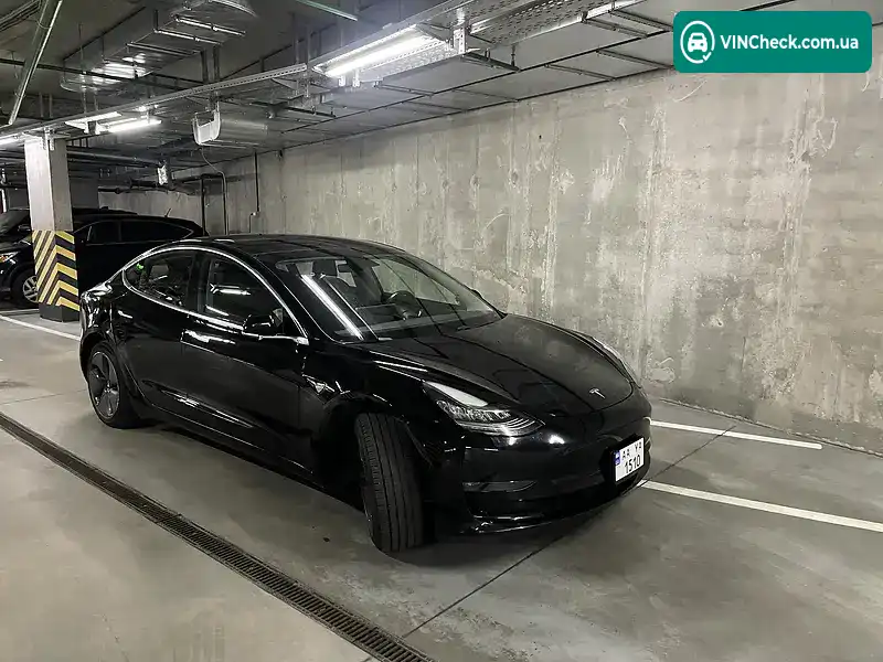 Tesla Model 3 2018, фото з оголошення 2 з 7, VIN 5YJ3E1EA0JF039423