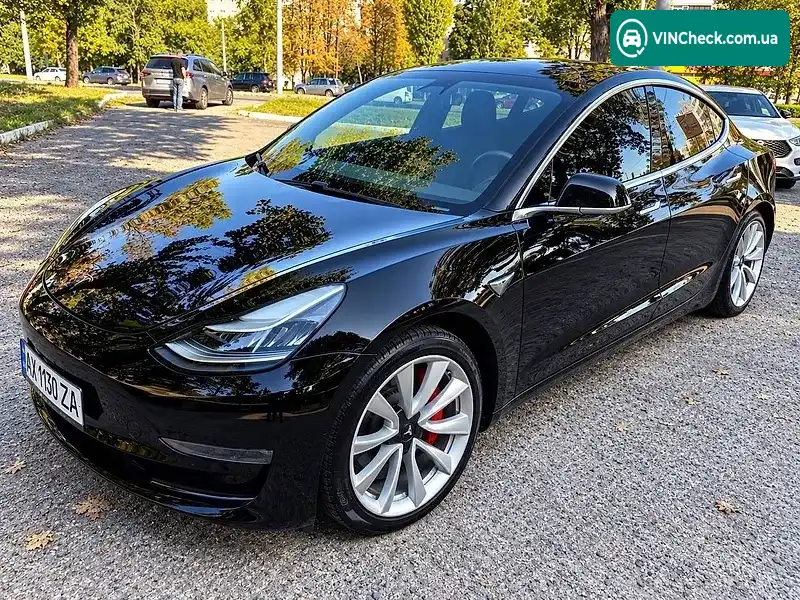 Tesla Model 3 2019, фото з оголошення 1 з 10, VIN 5YJ3E1EB0KF441291