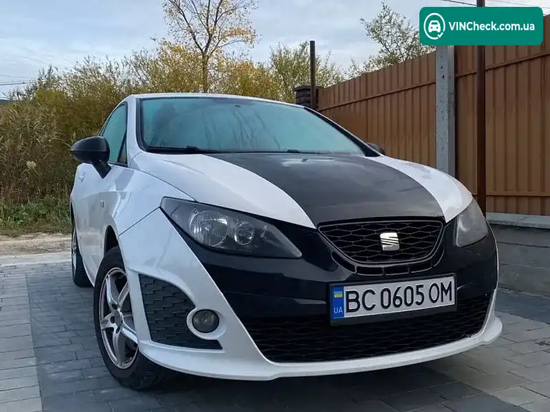 SEAT Ibiza 2010, фото з оголошення 2 з 12, VIN VSSZZZ6JZAR121733