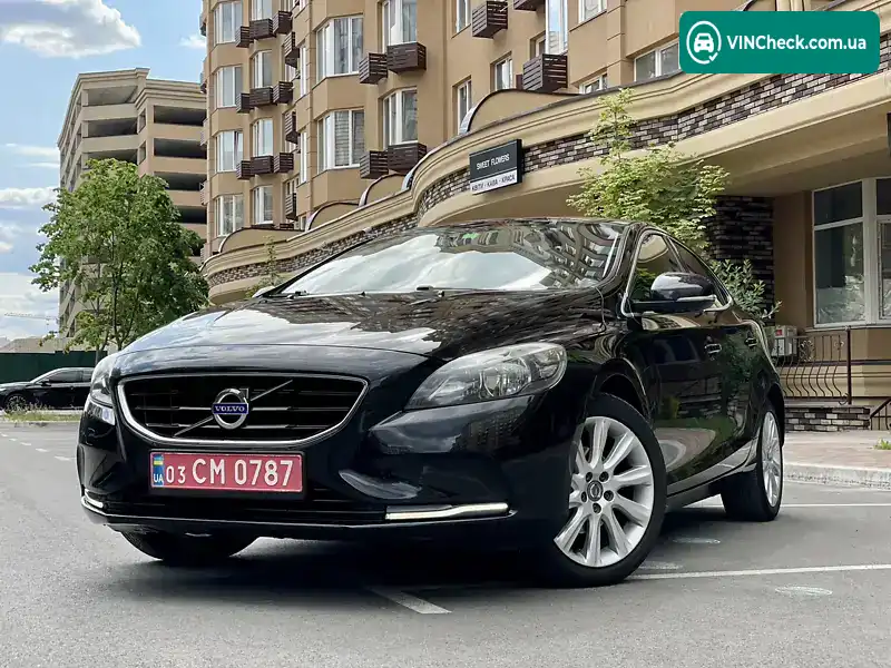 Volvo V40 2013, фото з оголошення 2 з 20, VIN YV1MV8481E2111803