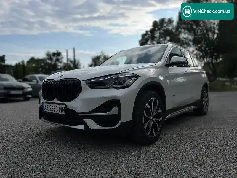 BMW X1 2019, фото з оголошення 1 з 21, VIN WBXHU7C53K5L12037