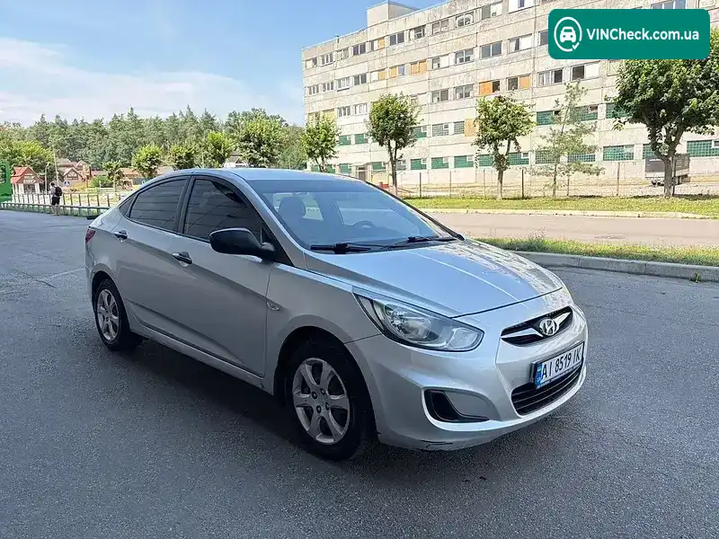 Hyundai Accent 2013, фото з оголошення 2 з 20, VIN Z94CT41CADR215806