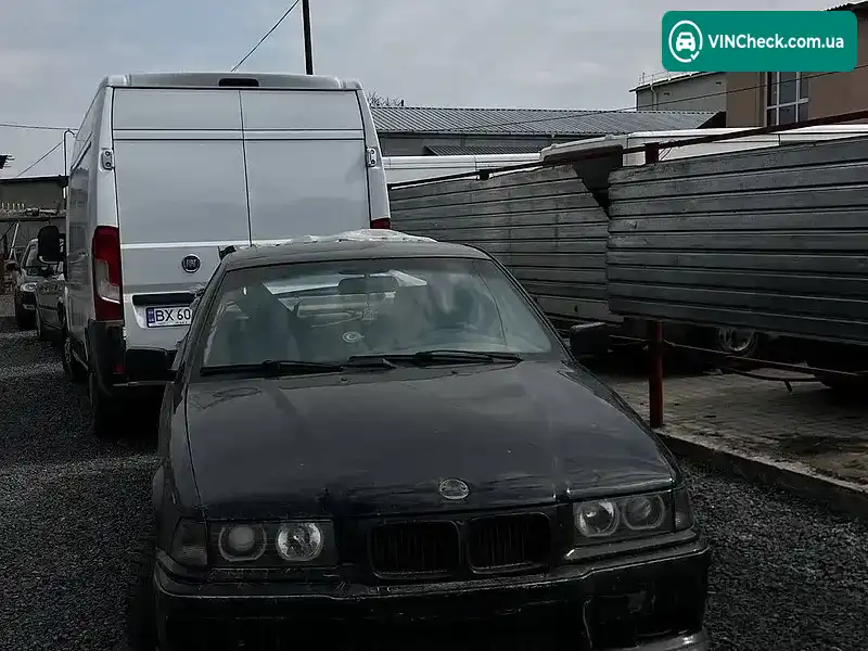 BMW 3 Series 1993, фото з оголошення 1 з 5, VIN WBAAC510901464256