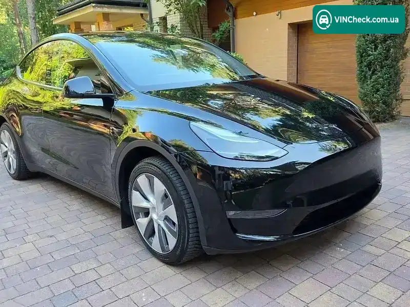 Tesla Model Y 2023, фото з оголошення 1 з 9, VIN 7SAYGDEE2PF648478