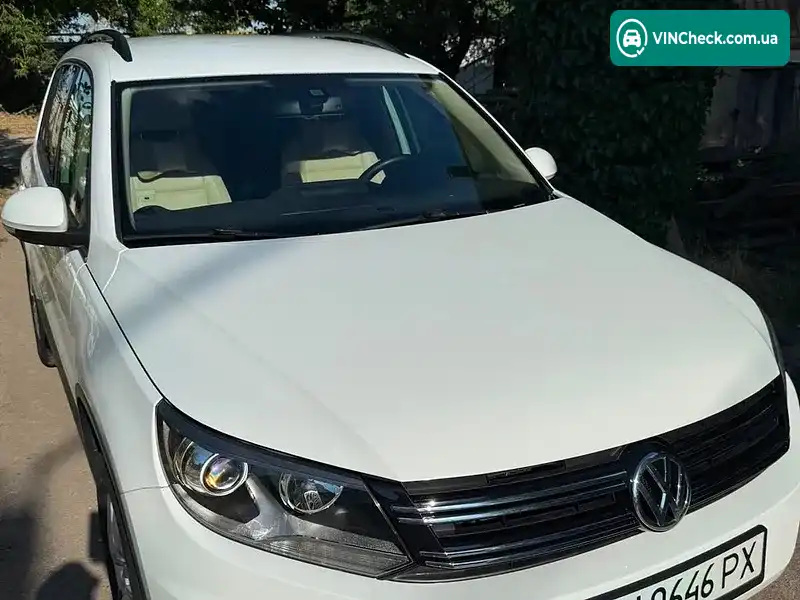 Volkswagen Tiguan 2015, фото з оголошення 2 з 15, VIN WVGAV7AX2GW519869