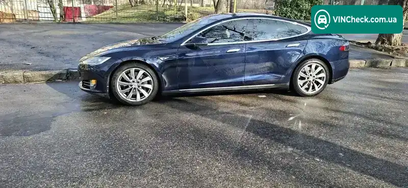 Tesla Model S 2013, фото з оголошення 1 з 12, VIN 5YJSA1DN8DFP04343