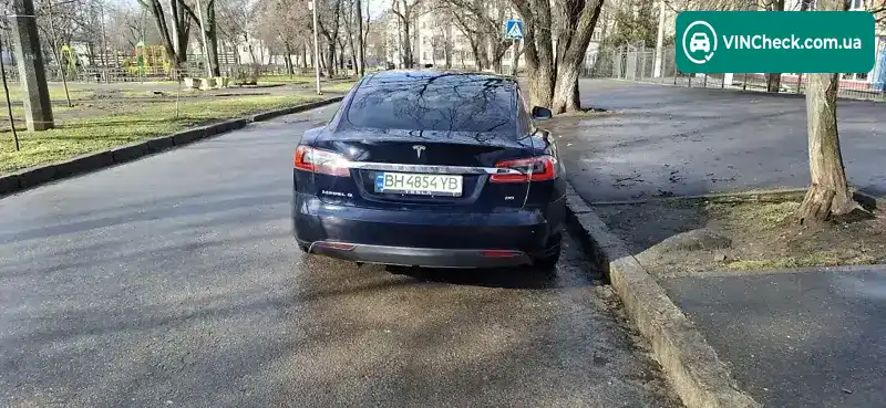 Tesla Model S 2013, фото з оголошення 2 з 12, VIN 5YJSA1DN8DFP04343