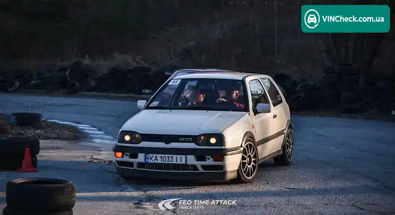 Volkswagen Golf GTI 1993, фото з оголошення 1 з 16, VIN VWVZZZ1HZRW692875
