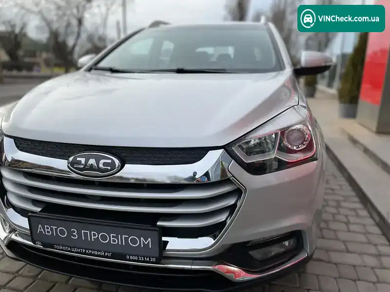 JAC S2 2018, фото з оголошення 2 з 20, VIN LJ12EKR26J4016025