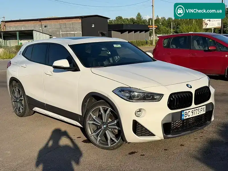 BMW X2 2018, фото з оголошення 1 з 15, VIN WBXYJ3C35JEB37792