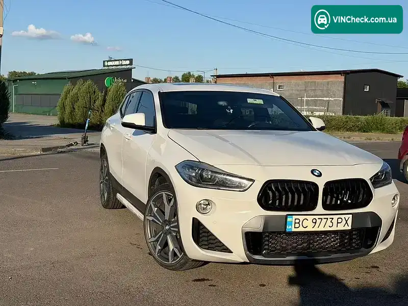 BMW X2 2018, фото з оголошення 2 з 15, VIN WBXYJ3C35JEB37792