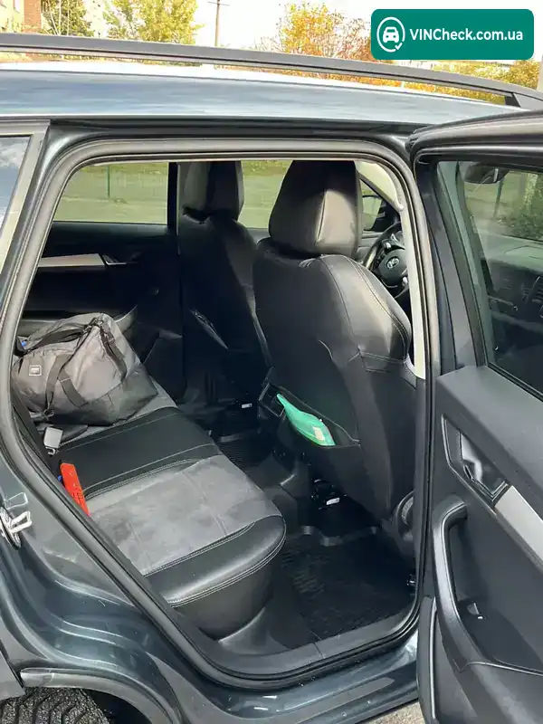 Skoda Karoq 2020, фото з оголошення 2 з 7, VIN TMBJG6NU4MB200341