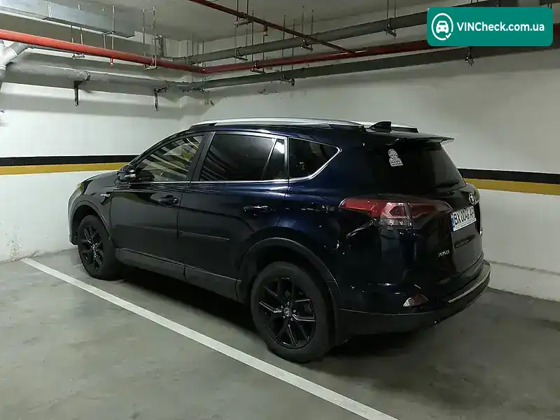 Toyota RAV4 2018, фото з оголошення 2 з 14, VIN JTMWRREV00D088022