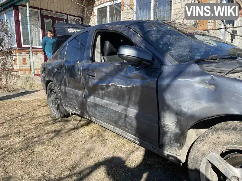 Volvo S60 2004, фото з оголошення 2 з 14, VIN YV1RS61S942380724
