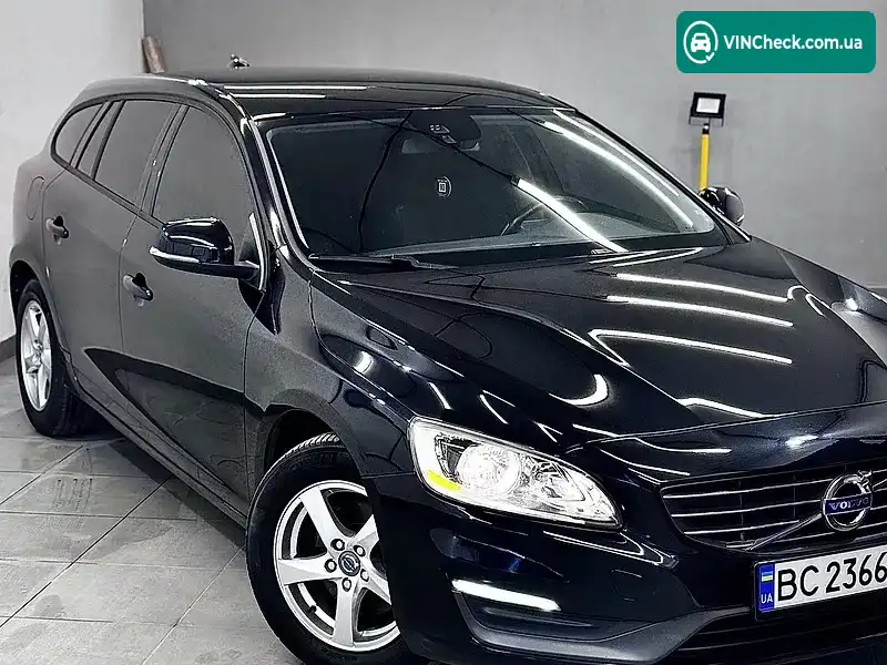 Volvo V60 2013, фото з оголошення 2 з 19, VIN YV1FW84A1E1179663