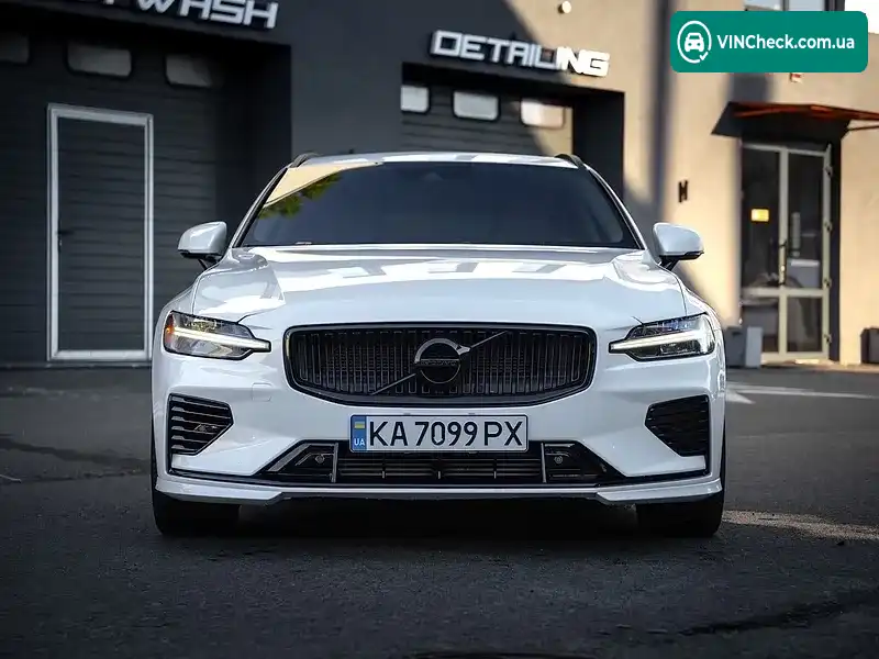 Volvo V60 2019, фото з оголошення 2 з 20, VIN YV1102EK5L2376271