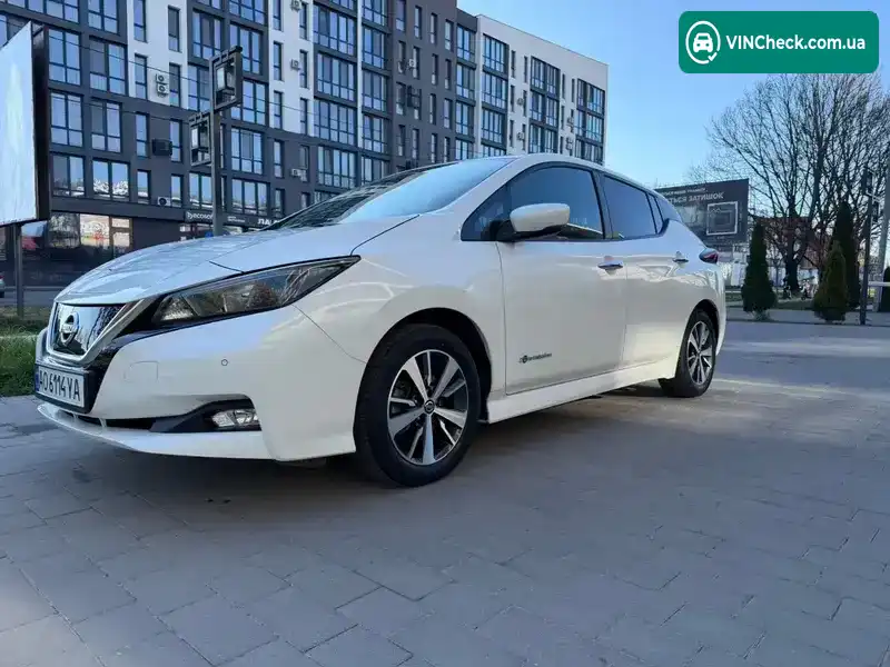 Nissan Leaf 2018, фото з оголошення 1 з 14, VIN SJNFAAZE1U0020297