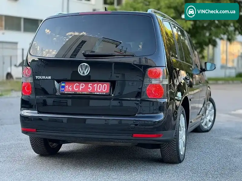 Volkswagen Touran 2010, фото з оголошення 2 з 20, VIN WVGZZZ1TZAW095711