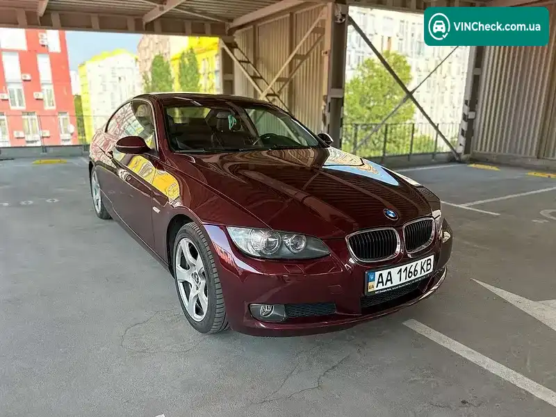 BMW 3 Series 2007, фото з оголошення 1 з 13, VIN WBAWA51050JP99400