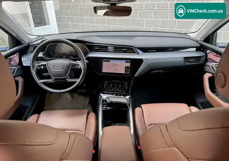Audi e-tron 2019, фото з оголошення 2 з 20, VIN WAUZZZGE3KB018760