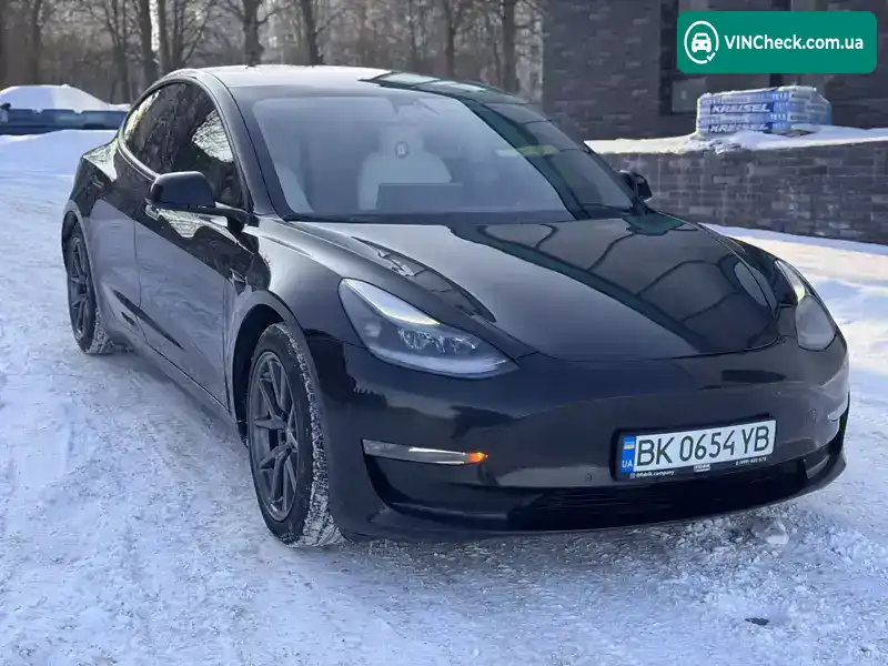 Tesla Model 3 2019, фото з оголошення 2 з 21, VIN 5YJ3E1EA9KF301697