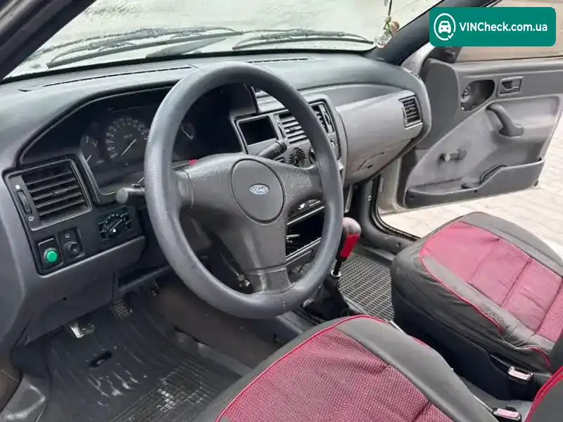 Ford Orion 1990, фото з оголошення 2 з 10, VIN WF0FXXGCAFLP95587